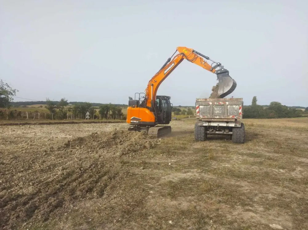 Terrassement batiment agricole photovoltaïque